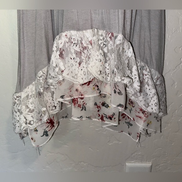 Grace & Lace Gray Floral Lace Layered Tank Top - Picture 2 of 4